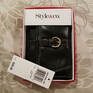 Women's Black Wallet